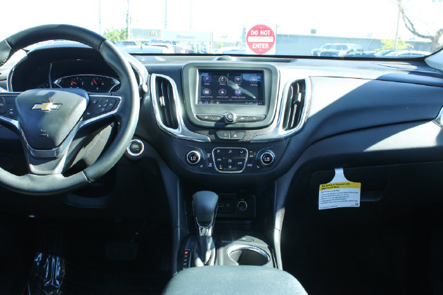 Used 2024 Chevrolet Equinox LT FWD image 17