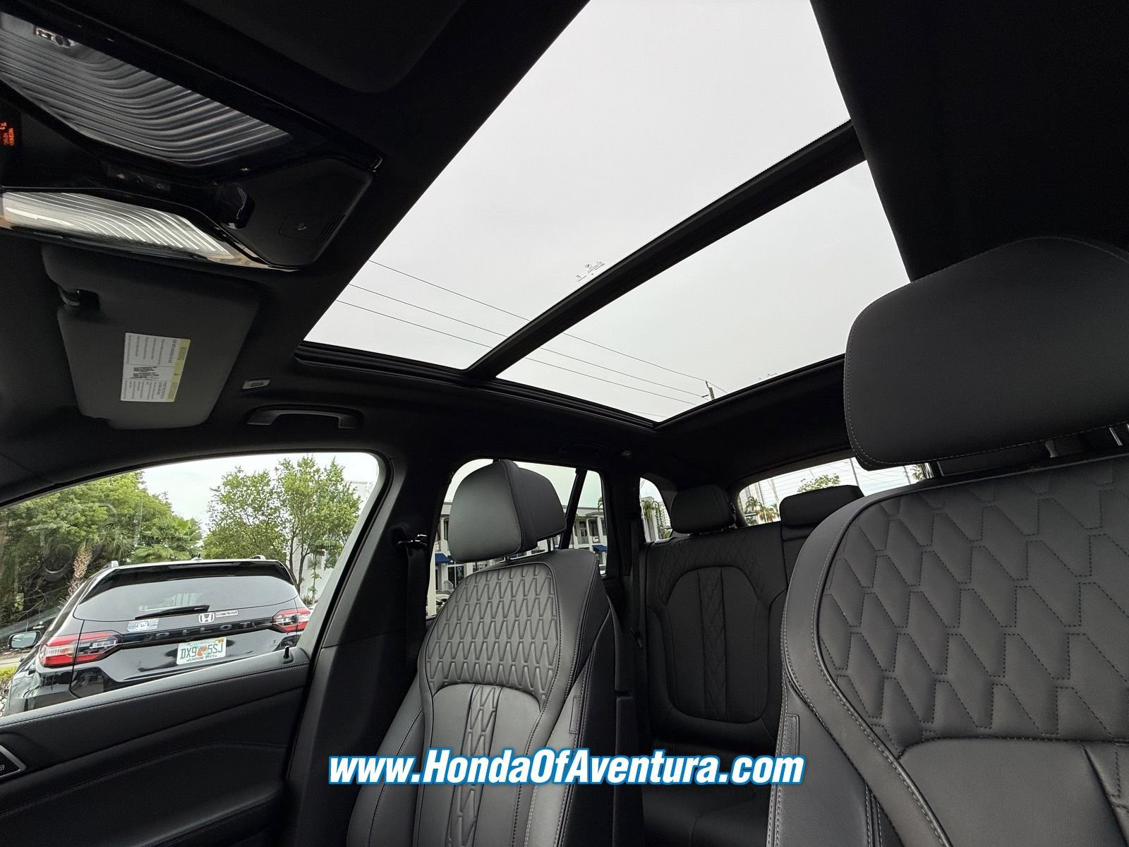 Used 2024 BMW X5 sDrive40i w/ M Sport Package RWD image 27