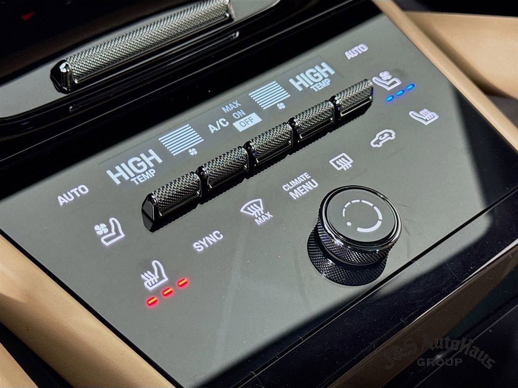 Used 2024 Porsche Cayenne S w/ Premium Package Plus image 26