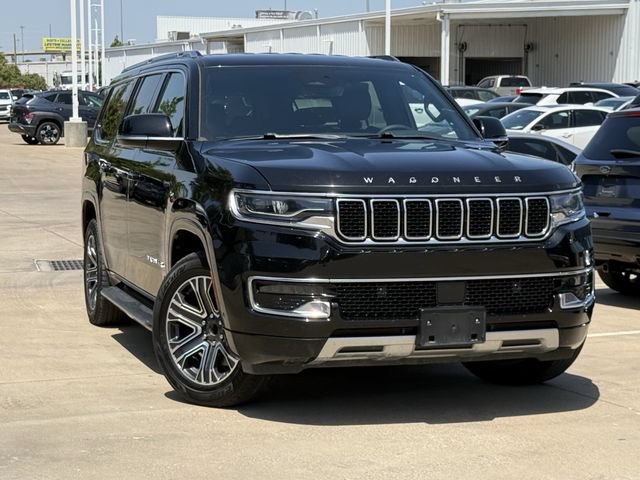 Used 2024 Jeep Wagoneer L Series II RWD image 2
