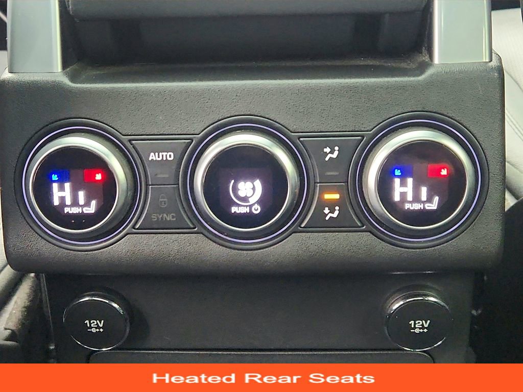 Used 2020 Land Rover Discovery HSE image 45