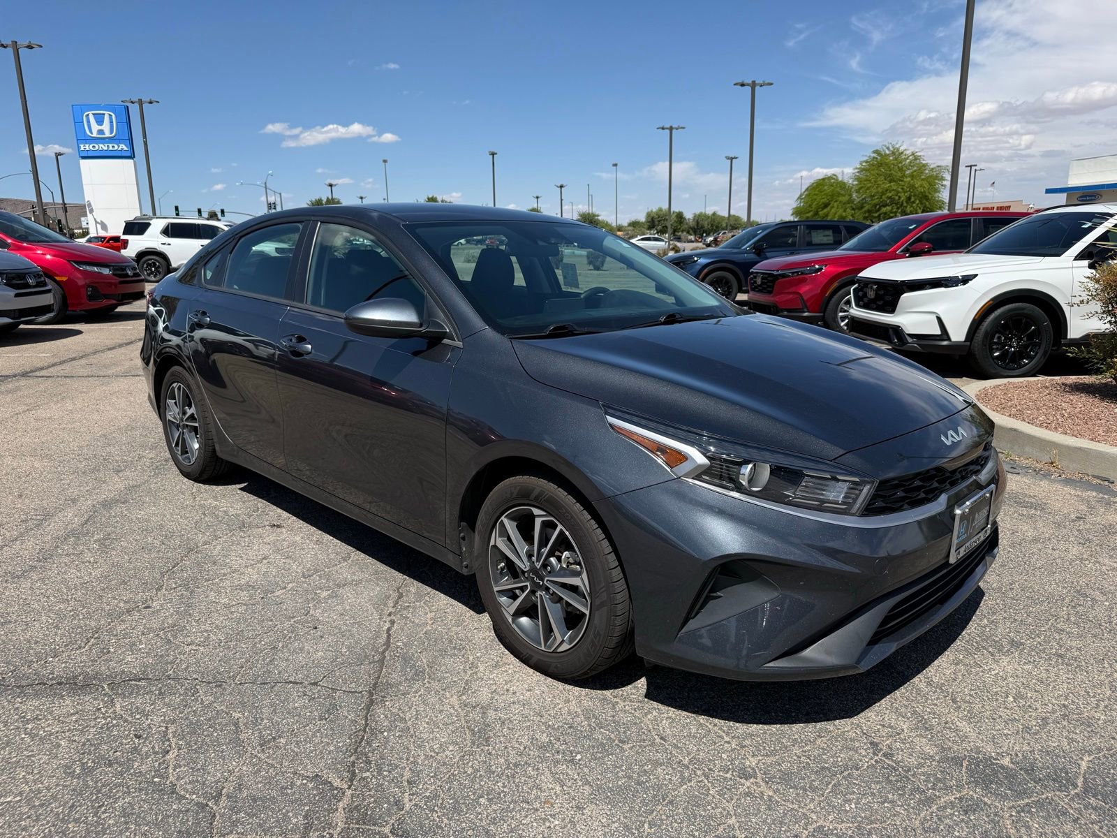 Used 2024 Kia Forte LXS FWD image 3