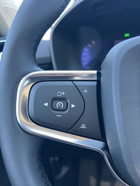 New 2026 Volvo XC40 B5 Core AWD/4WD image 12