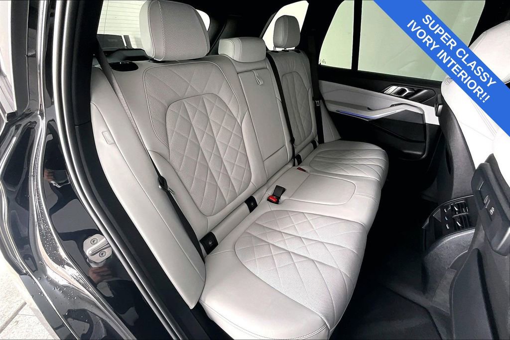 Used 2023 BMW X5 xDrive40i w/ M Sport Package image 35
