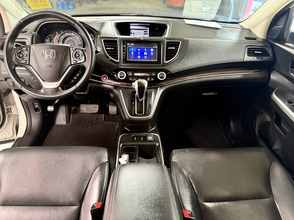 Used 2016 Honda CR-V Touring image 2