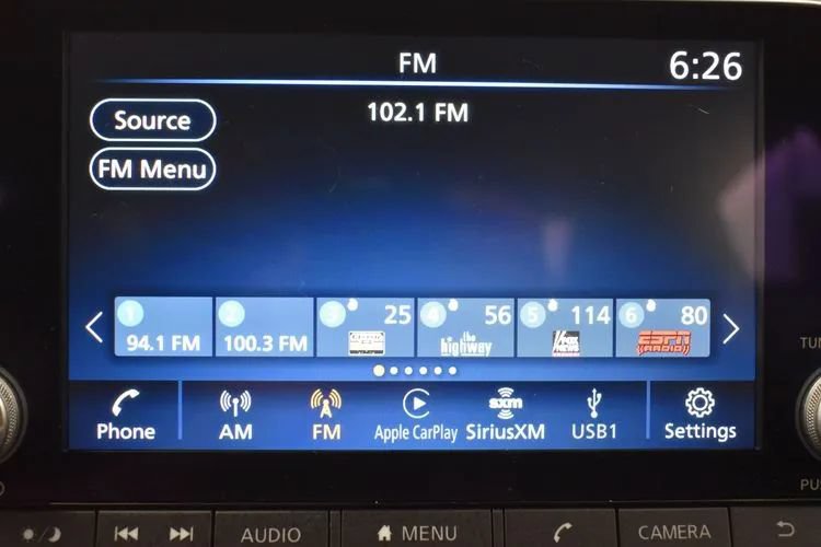 Used 2025 Nissan Sentra SV FWD image 29