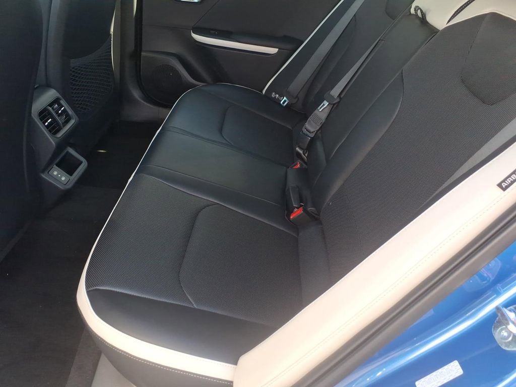 New 2026 Kia K4 GT-Line Turbo image 9