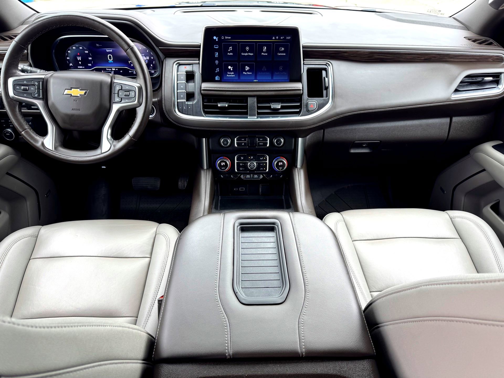 Used 2022 Chevrolet Tahoe LT w/ Luxury Package image 22