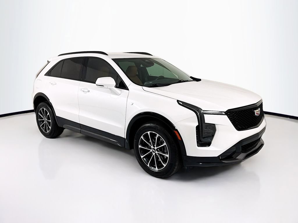 Used 2024 Cadillac XT4 Sport AWD/4WD image 3