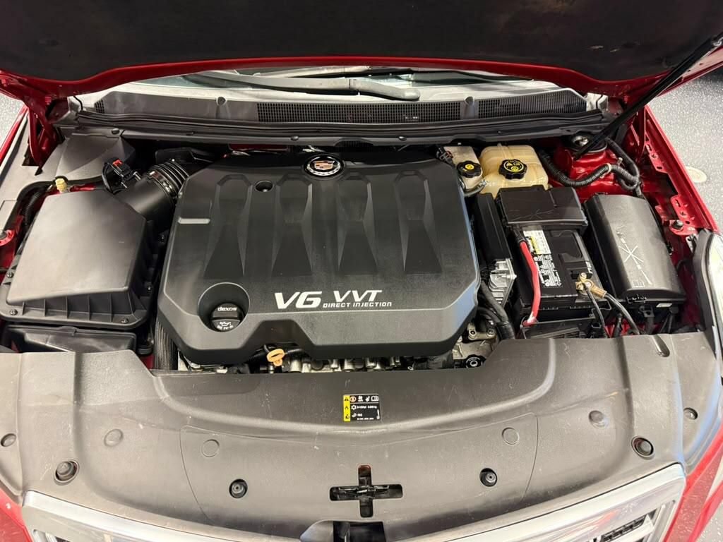 Used 2013 Cadillac XTS FWD image 12