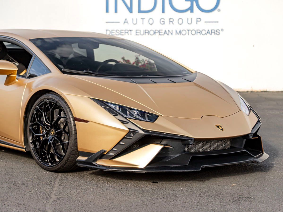 Used 2023 Lamborghini Huracan Tecnica image 5