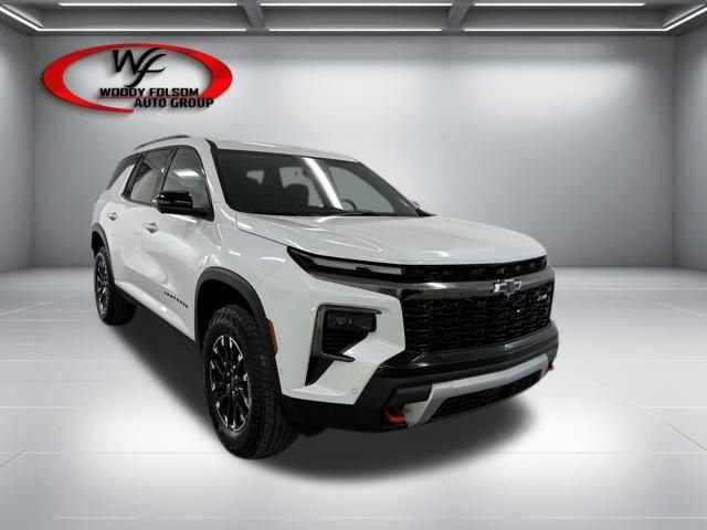New 2026 Chevrolet Traverse Z71 w/ Enhanced Driving Package AWD/4WD image 3