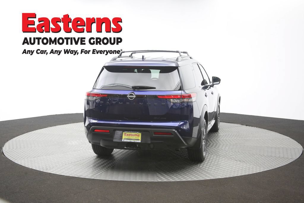 Used 2023 Nissan Pathfinder SV w/ SV Premium Package AWD/4WD image 40