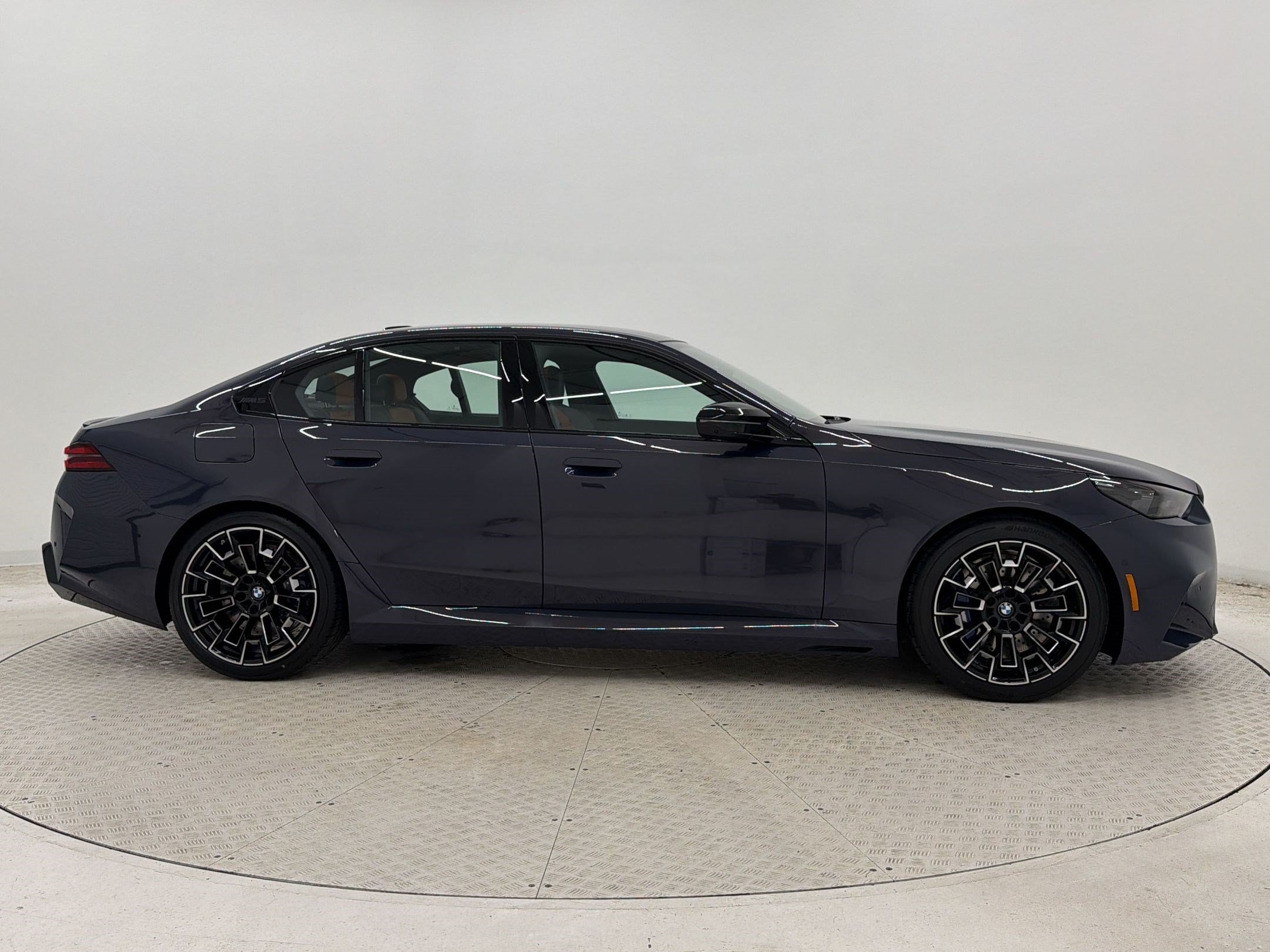 New 2027 BMW M5 w/ Executive Package AWD/4WD image 8