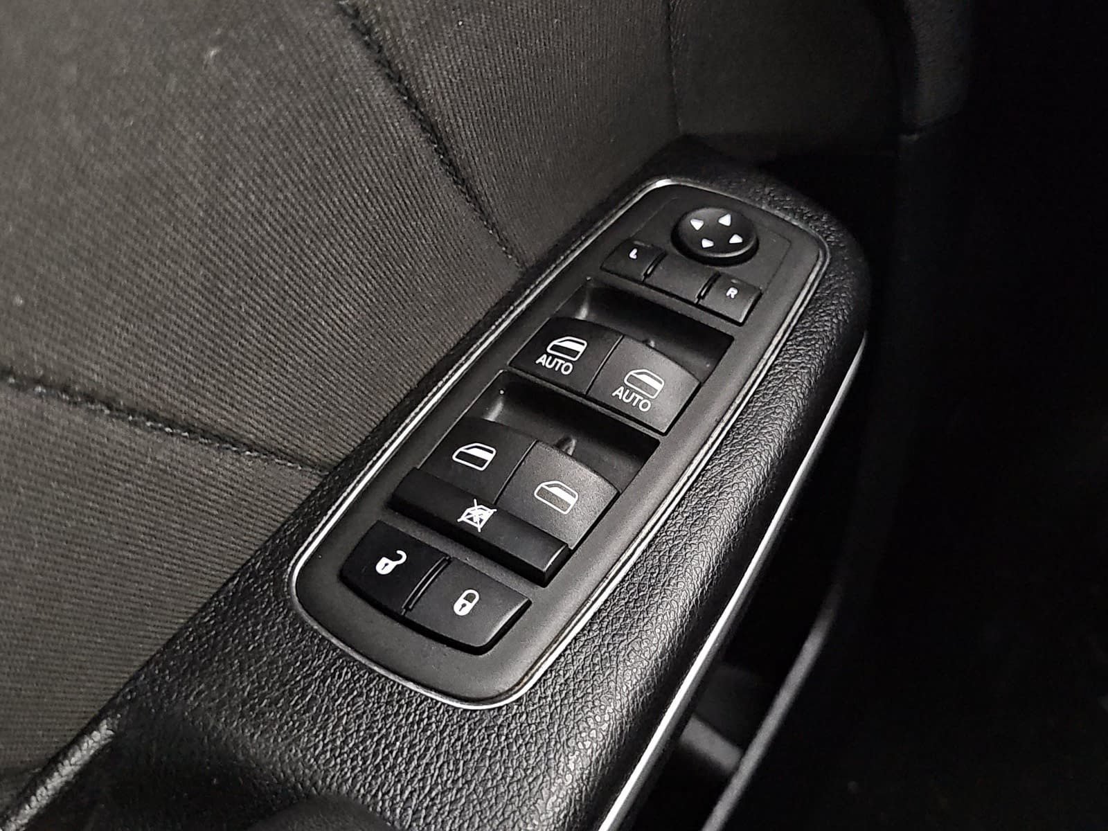 Used 2023 Dodge Charger SXT w/ Cold Weather Package RWD image 23