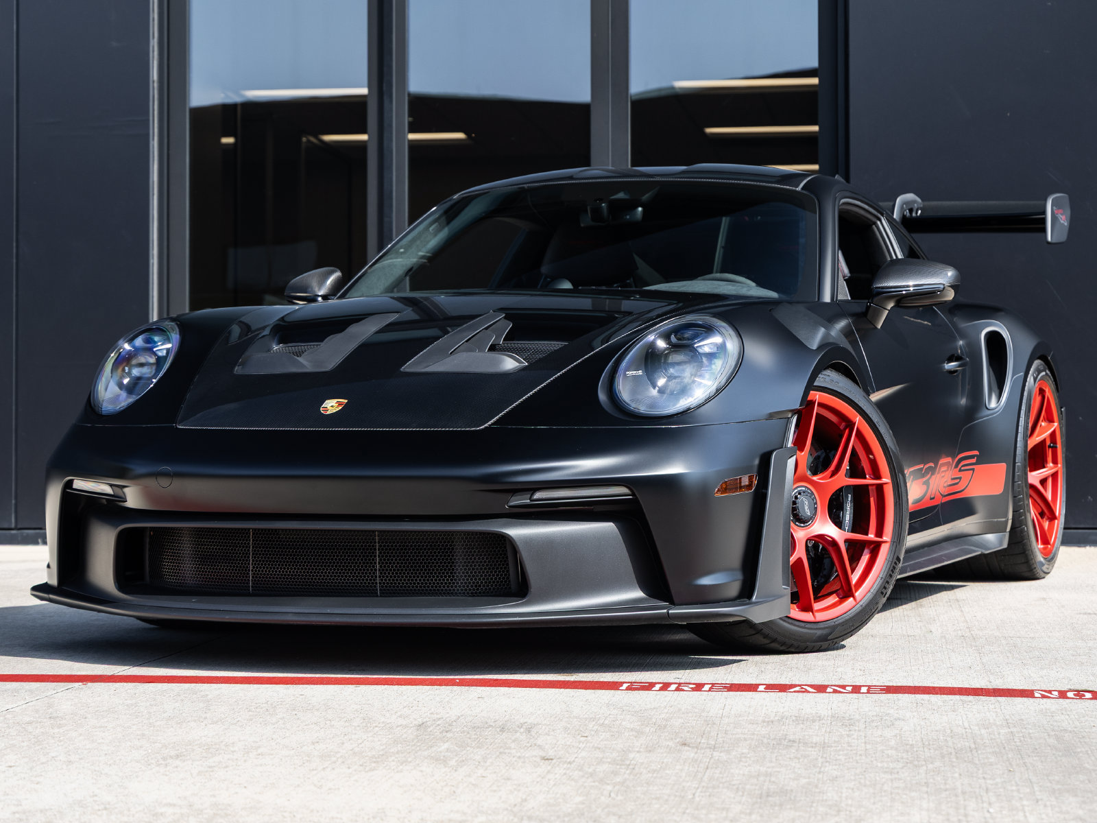 Certified 2025 Porsche 911 GT3 RS RWD image 1