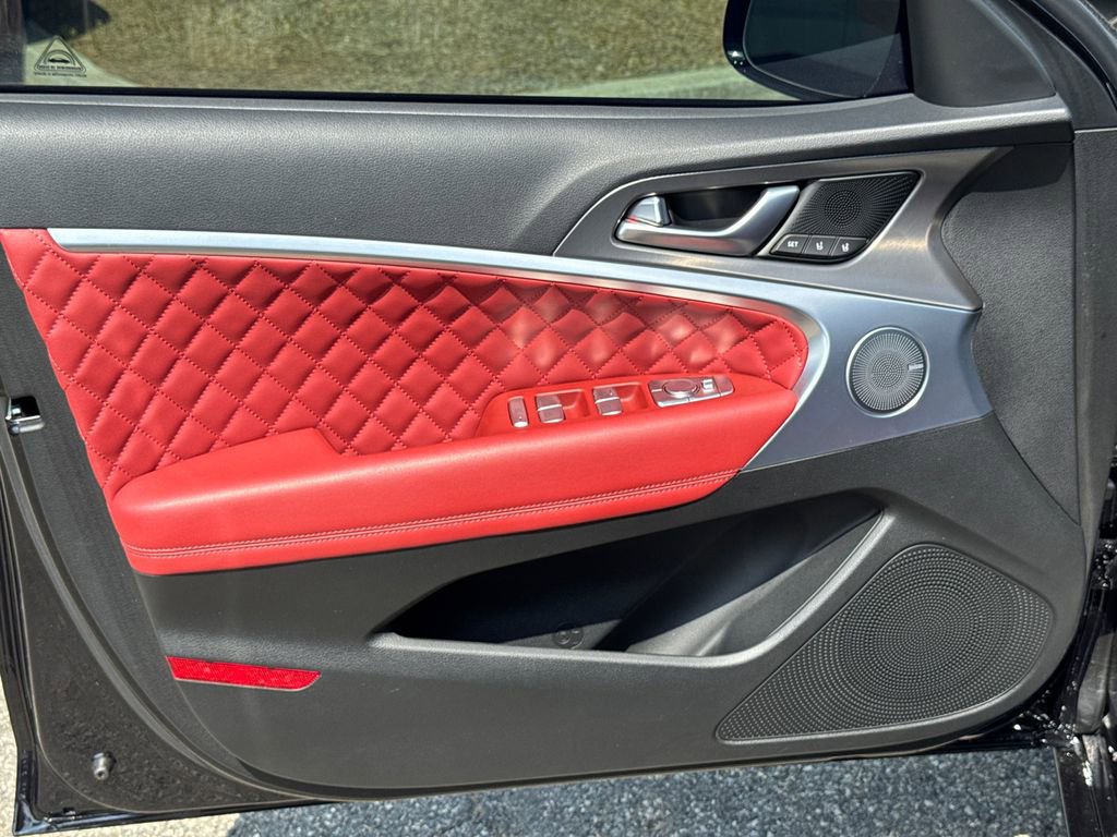 Used 2024 Genesis G70 3.3T Advanced w/ Sport Prestige Package image 10