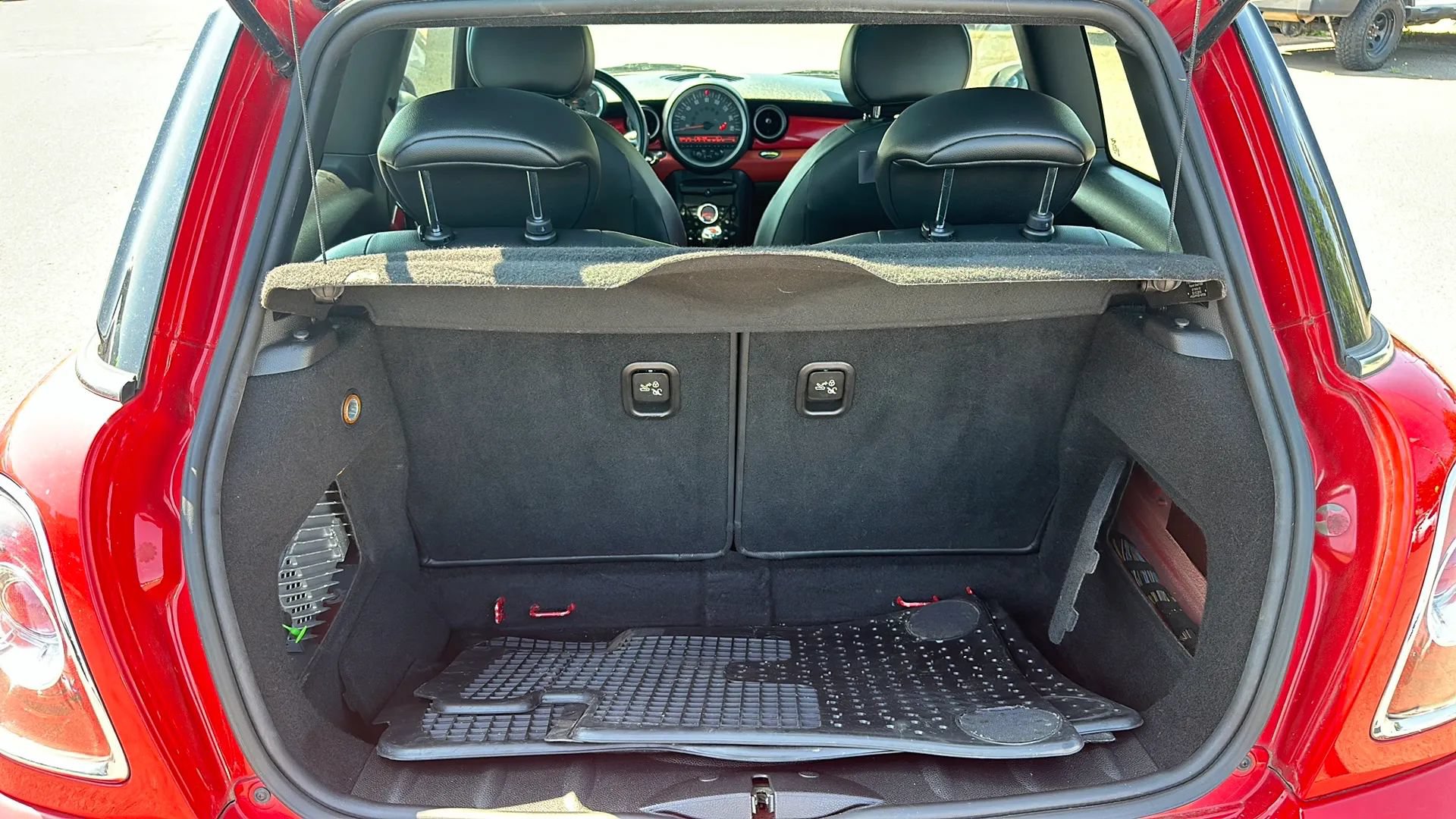 Used 2011 MINI Cooper John Cooper Works FWD image 7