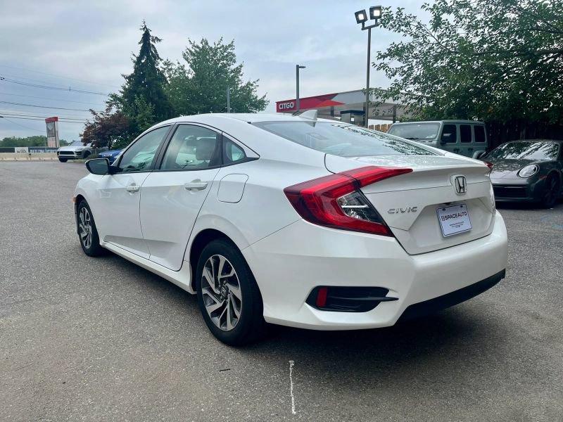 Used 2018 Honda Civic EX image 5