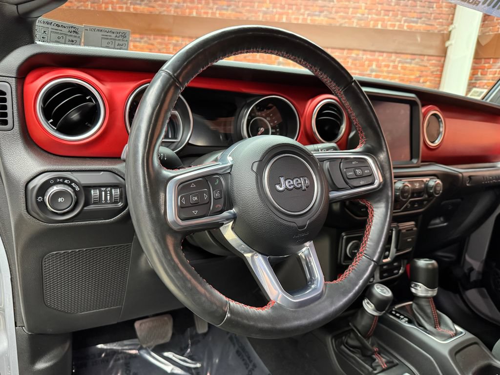 Used 2022 Jeep Wrangler Rubicon w/ Cold Weather Group AWD/4WD image 14