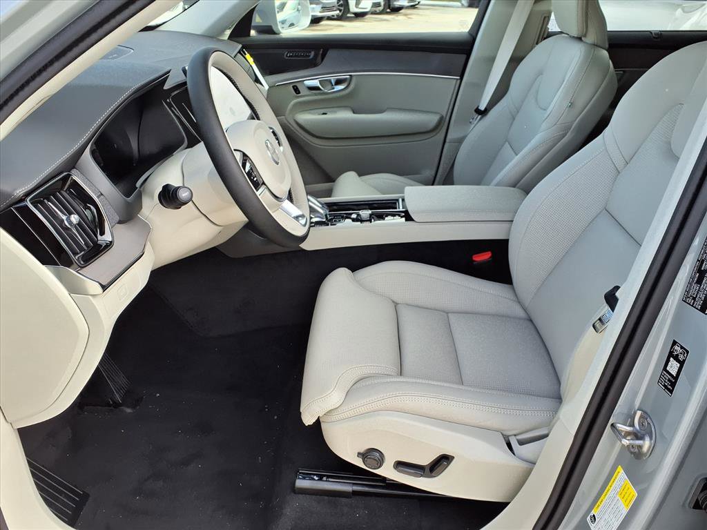 New 2026 Volvo XC90 B6 Ultra image 13