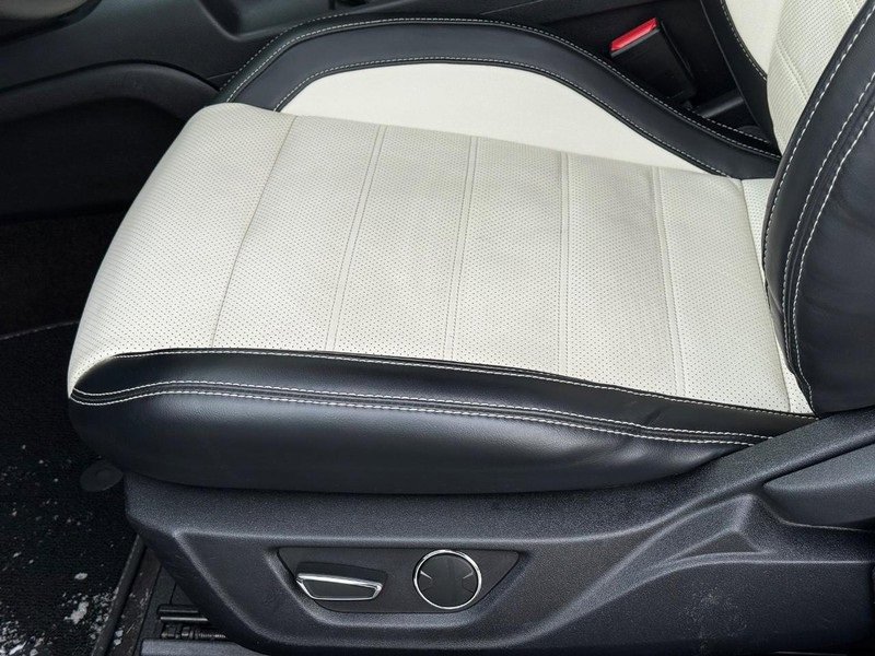 Used 2015 Ford Mustang 50 Years image 21