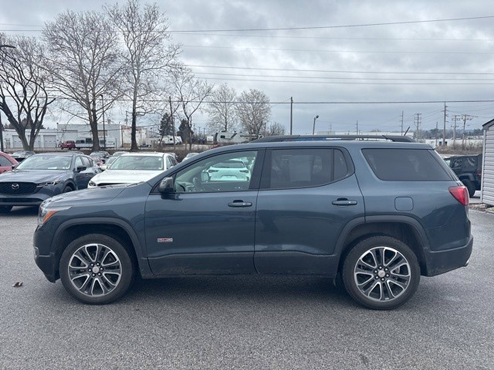 Used 2019 GMC Acadia SLT image 9