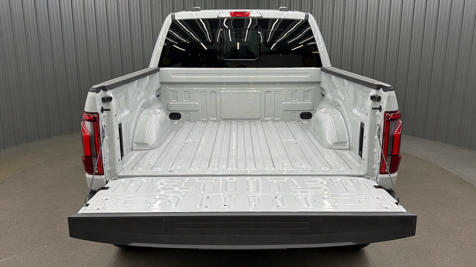Used 2026 Ford F150 Lariat AWD/4WD image 17
