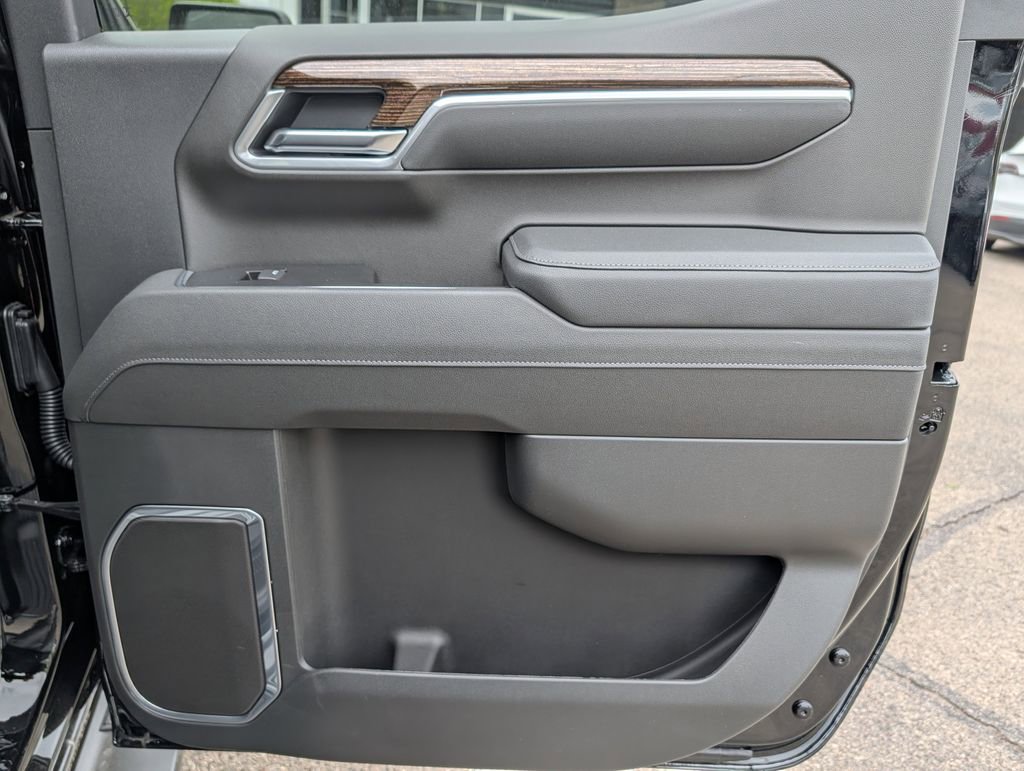 New 2026 GMC Sierra 1500 Elevation w/ Elevation Premium Package AWD/4WD image 26