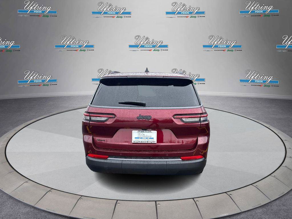New 2026 Jeep Grand Cherokee L Limited w/ Limited Altitude Package AWD/4WD image 4