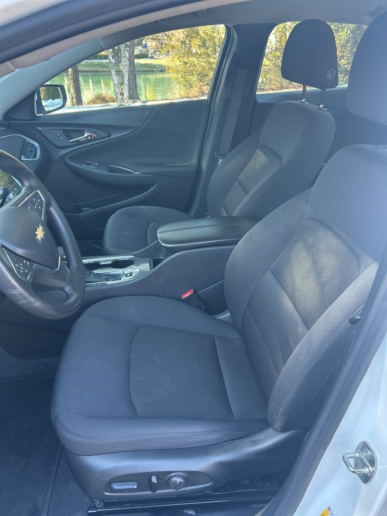 Used 2023 Chevrolet Malibu LT image 23