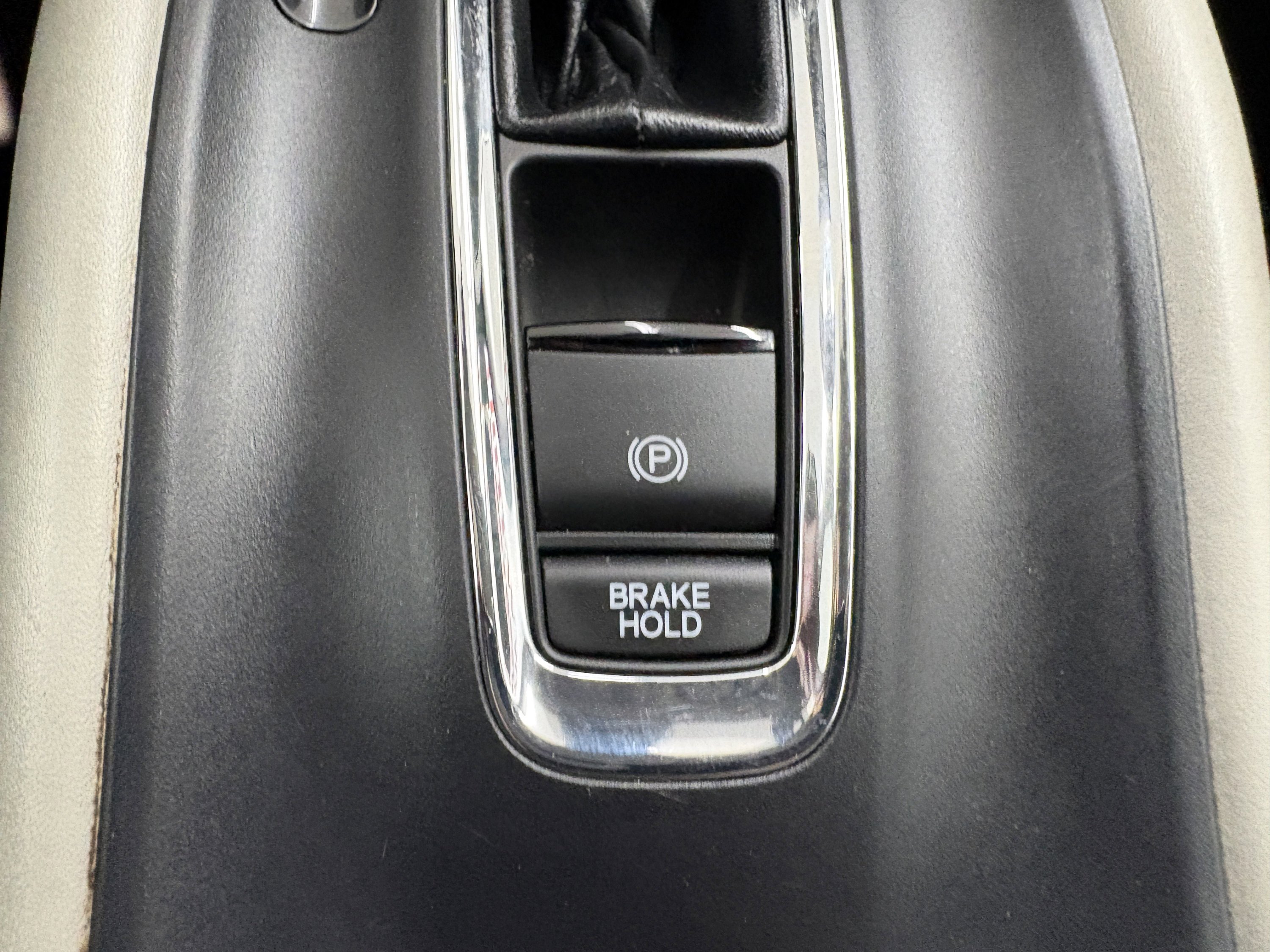 Used 2021 Honda HR-V EX image 19