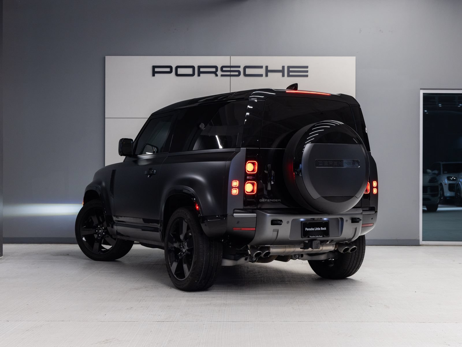 Used 2024 Land Rover Defender 90 Carpathian Edition AWD/4WD image 3