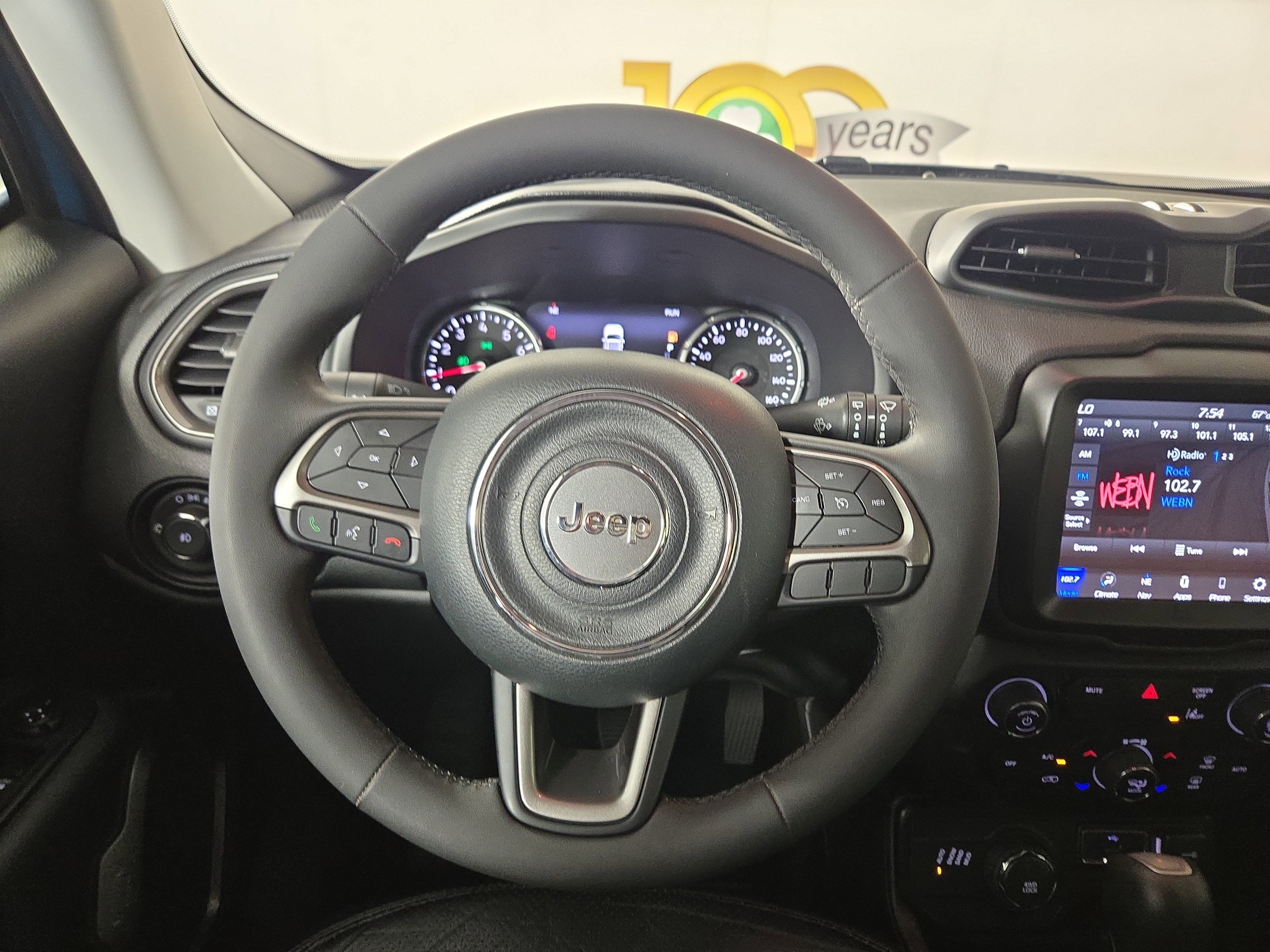 Used 2022 Jeep Renegade Latitude image 14