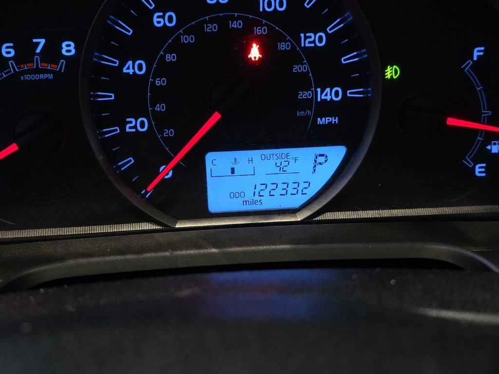 Used 2015 Toyota RAV4 XLE FWD image 3