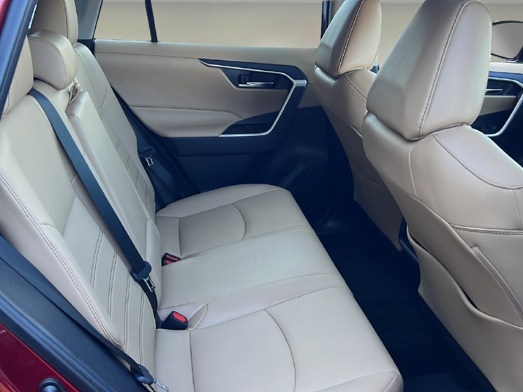 Certified 2022 Toyota RAV4 XLE Premium FWD image 16