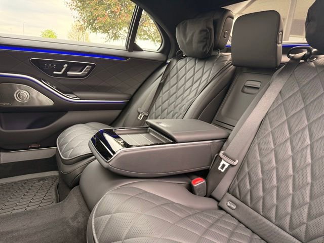 New 2026 Mercedes-Benz S 580 4MATIC Sedan image 23