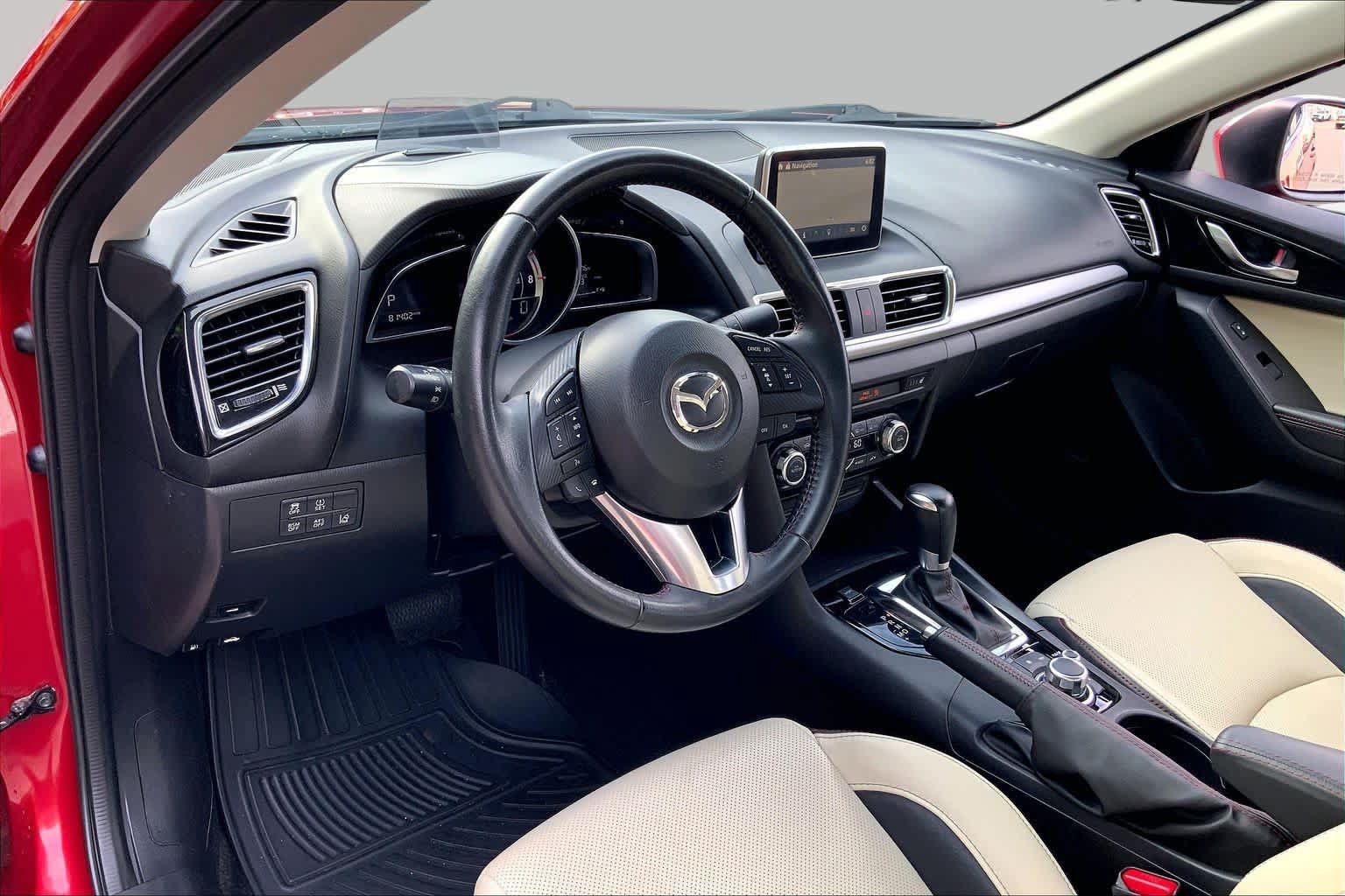 Used 2014 MAZDA MAZDA3 s Grand Touring w/ Technology Package FWD image 18