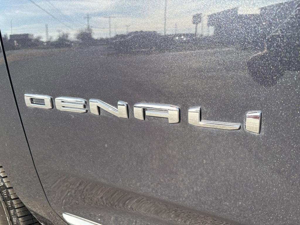 New 2026 GMC Yukon XL Denali w/ Sun & Power Step Package image 12