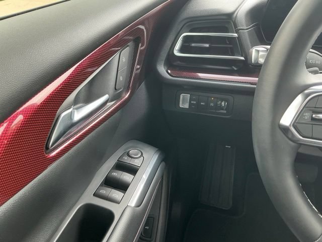 Used 2026 Chevrolet Traverse Z71 w/ Driver Confidence Package AWD/4WD image 24