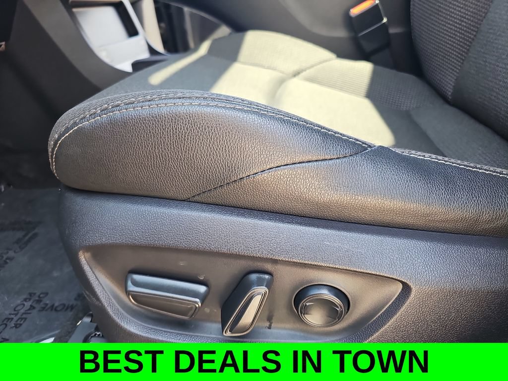 Used 2024 Toyota bZ4X AWD w/ Weather Package image 28