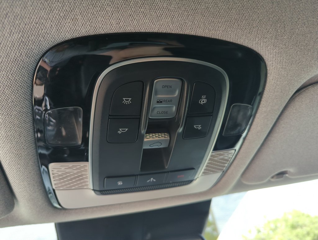 Used 2021 Hyundai Palisade Limited FWD image 27