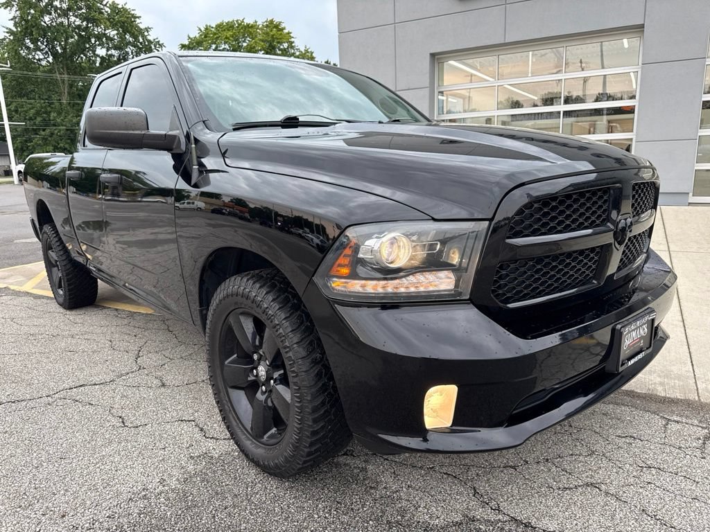 Used 2014 RAM 1500 Express w/ Black Ram 1500 Express Group AWD/4WD image 15