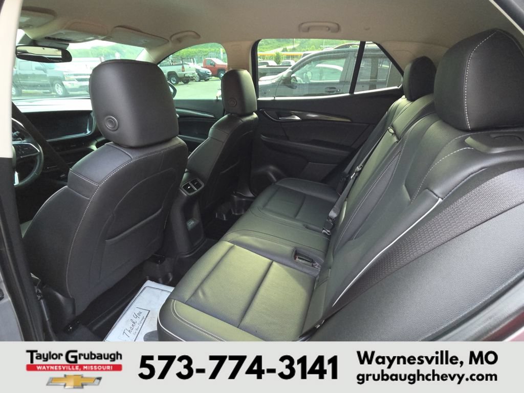 Used 2021 Buick Envision Essence w/ Sport Touring Package FWD image 13