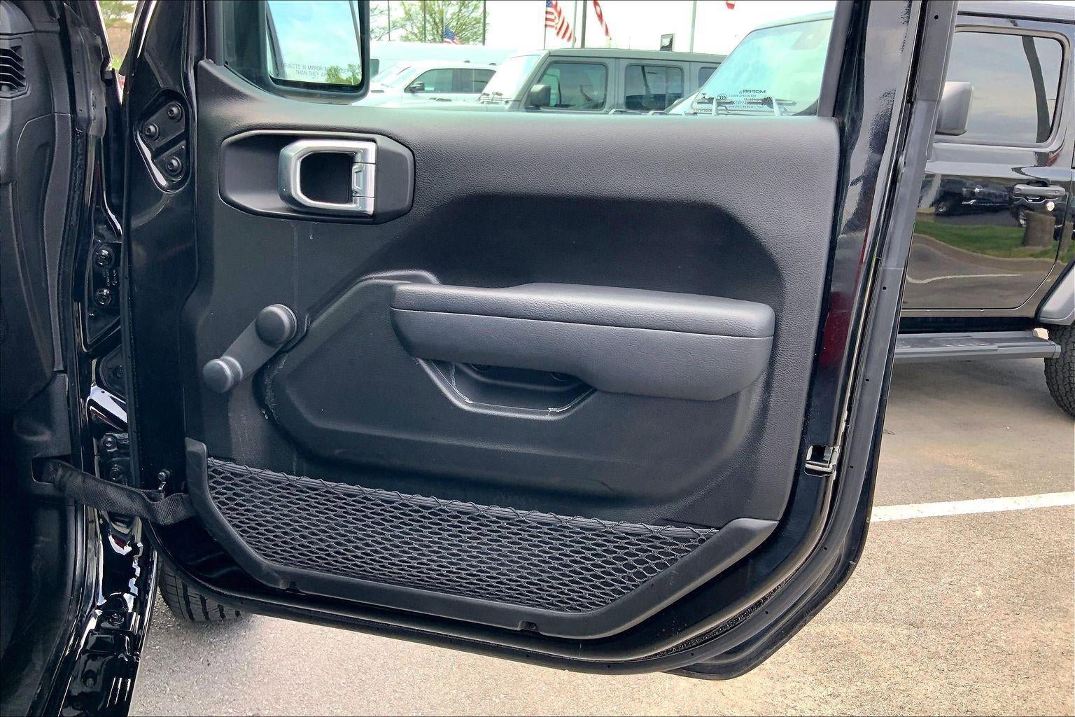Used 2024 Jeep Gladiator Sport image 23