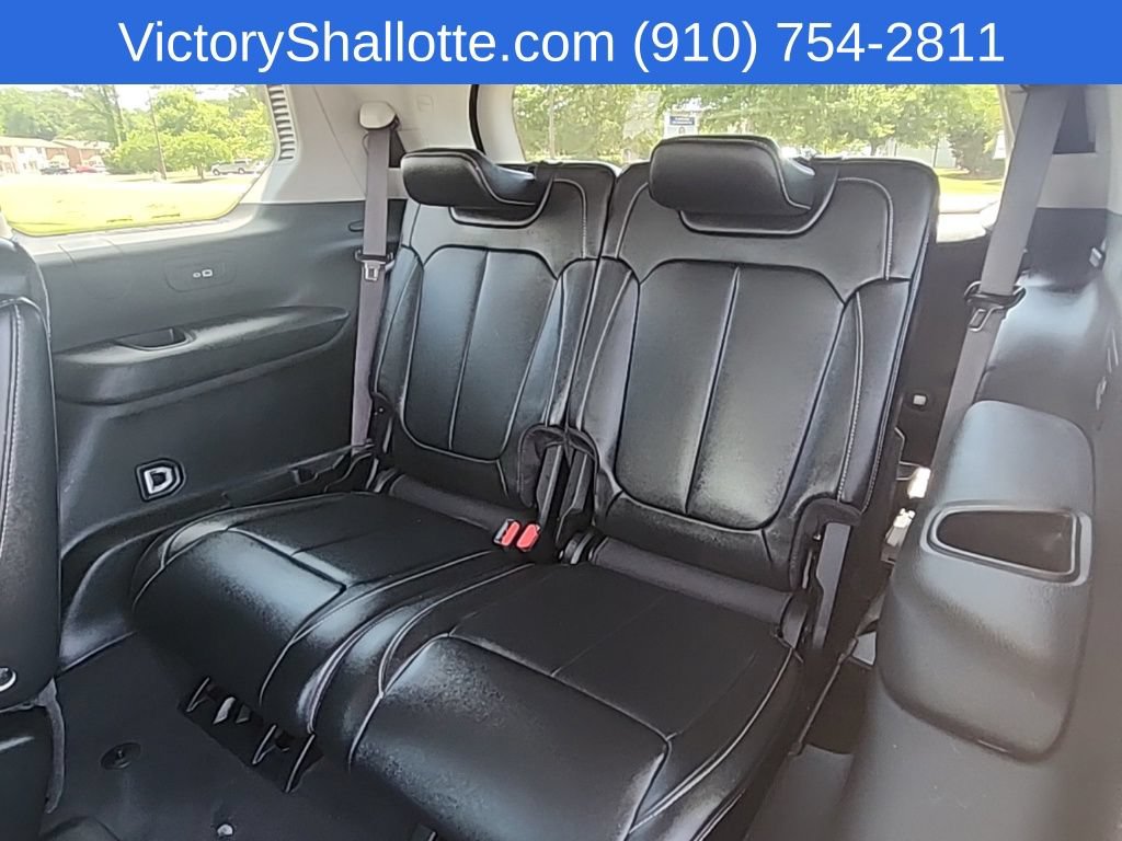 Used 2022 Jeep Grand Cherokee L Limited AWD/4WD image 31