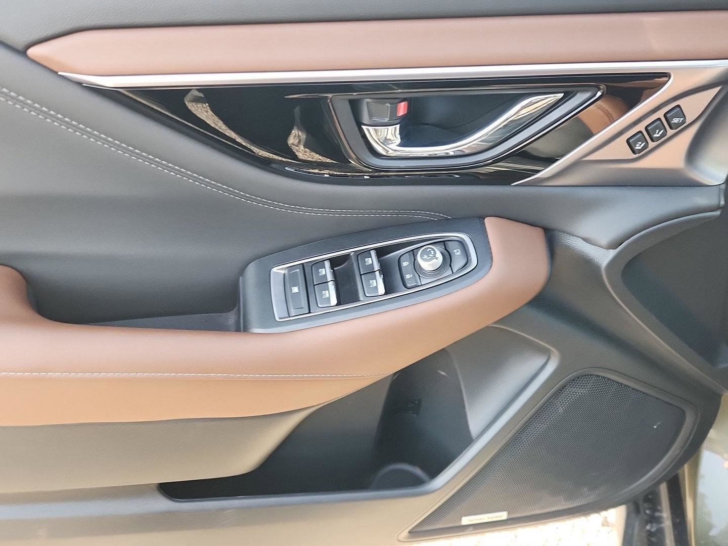 Used 2024 Subaru Outback Touring w/ Popular Package #2 image 13