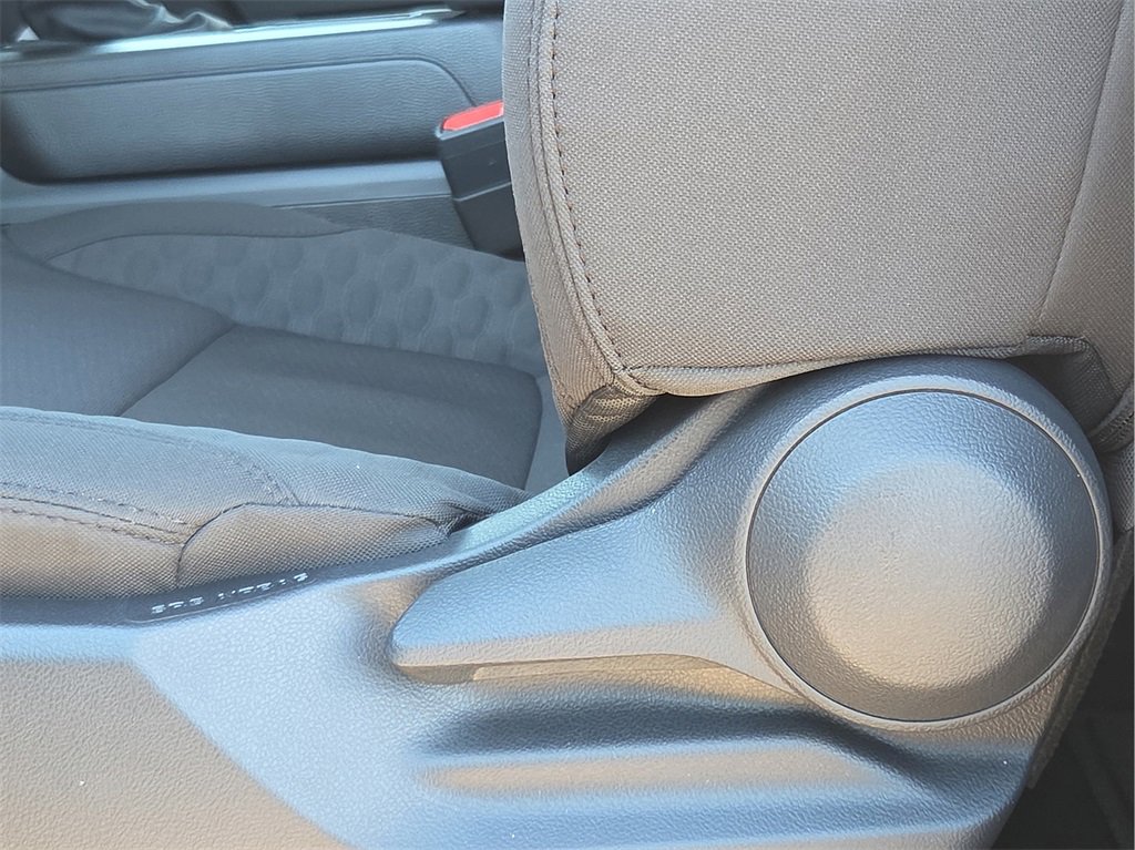 New 2026 Toyota Tundra SR image 17