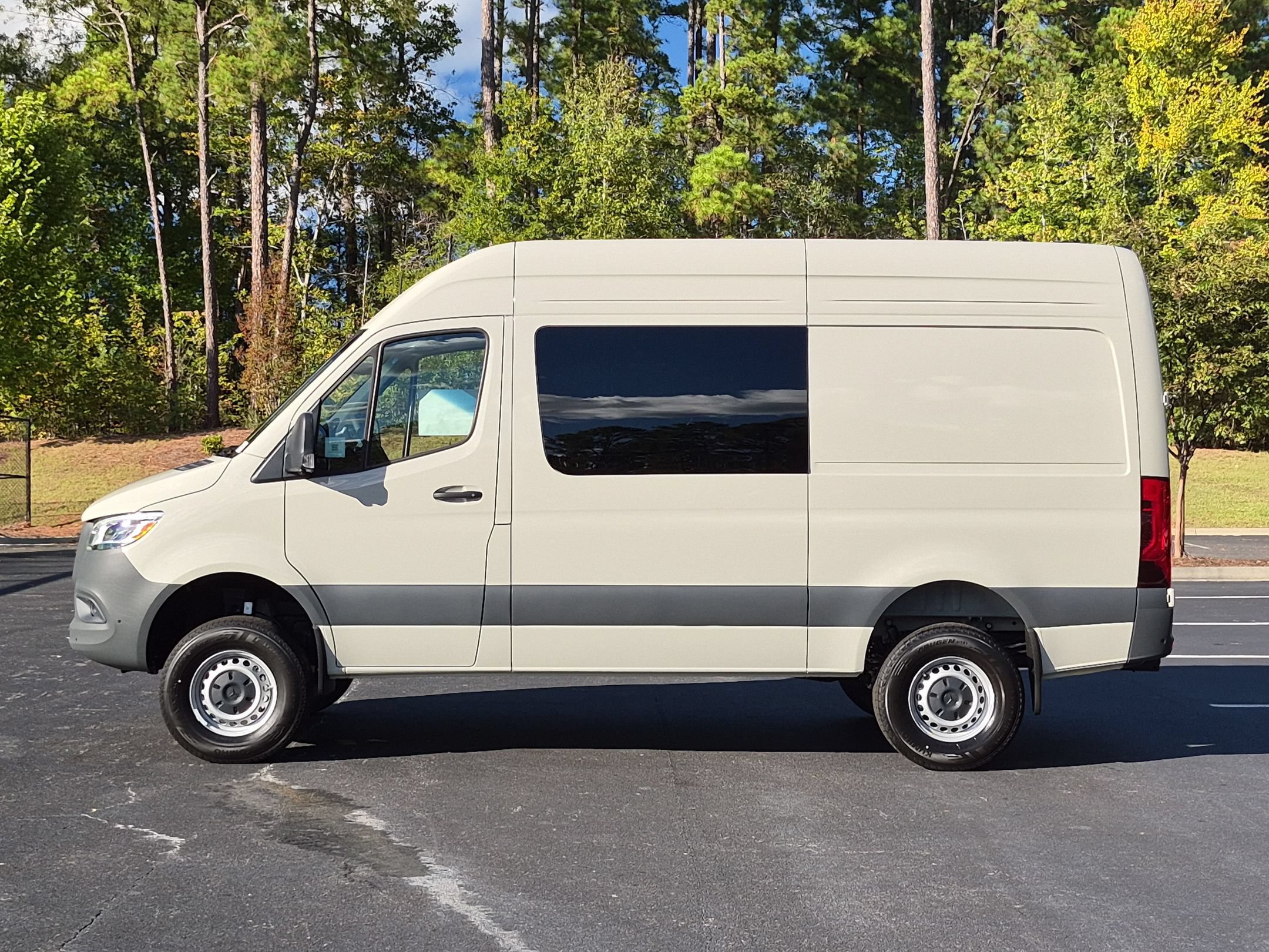 New 2026 Mercedes-Benz Sprinter 2500 image 7