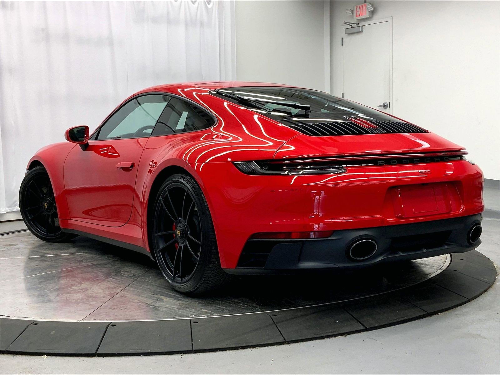 Certified 2022 Porsche 911 Carrera GTS image 3